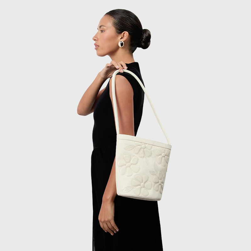 JANIA BUCKET BAG HUESO - Image 3