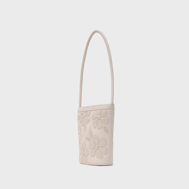 JANIA BUCKET BAG HUESO - Image 5